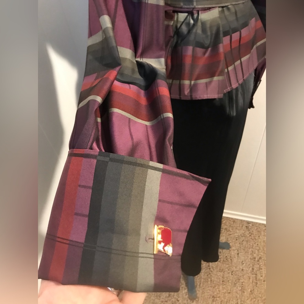 Brand: J Michaels Exquisite Plaid Wrap Style Top Size 12 🇨🇦 - Picture 9 of 16